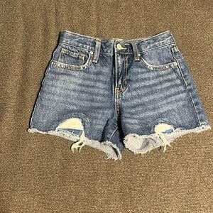 Blue jean shorts in size M(8)